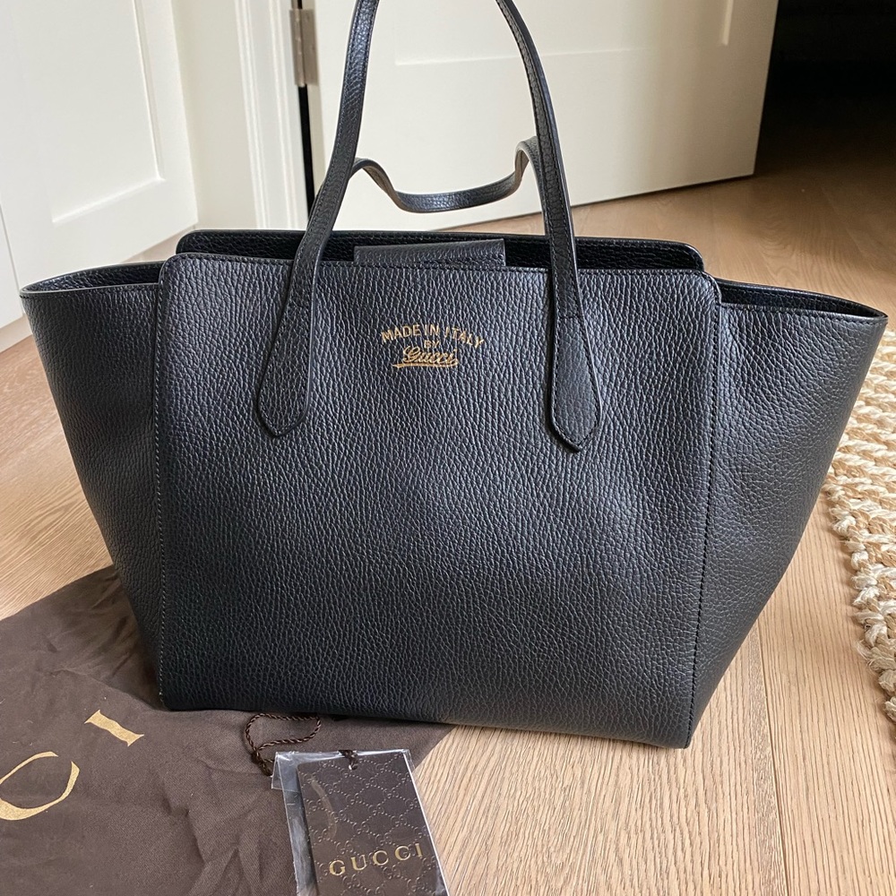 Gucci Swing Leather Tote